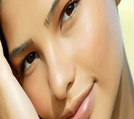 البشرة الفاتحة أكثر عرضة لحروق الشمس عن الغامقة البشرة الفاتحة أكثر عرضة لحروق الشمس عن الغامقة